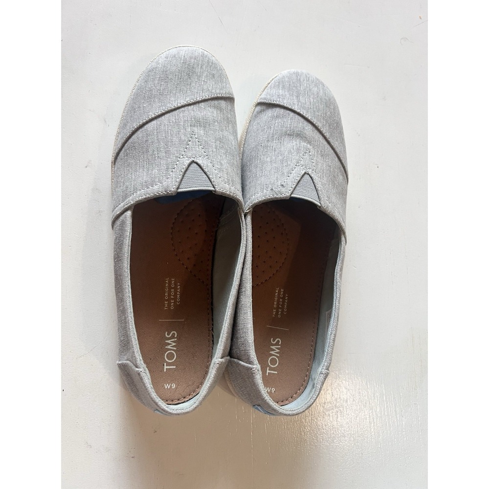 Toms Gray Classic Canvas Slip-On Alpargata Men's 9 Women's 10.5 Casual Travel.‎
